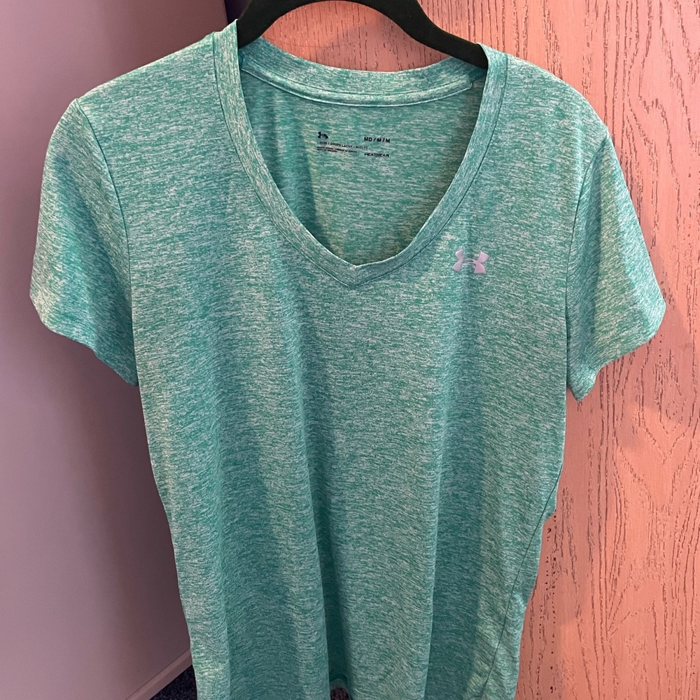 Under Armour Women's Teal Heathered V-Neck Tee
